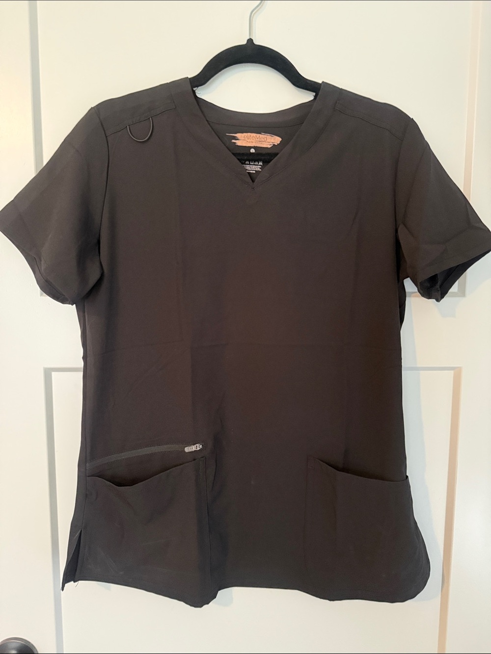 Women's Black V-Neck Scrub Top with Utility Pockets